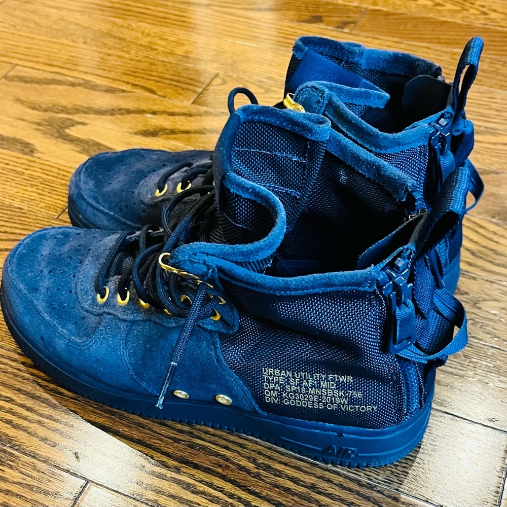 Nike SF Air Force 1 Mid Urban Utility Navy Suede (Men’s 8 / Women’s 9.5) EU41 - Picture 2 of 14